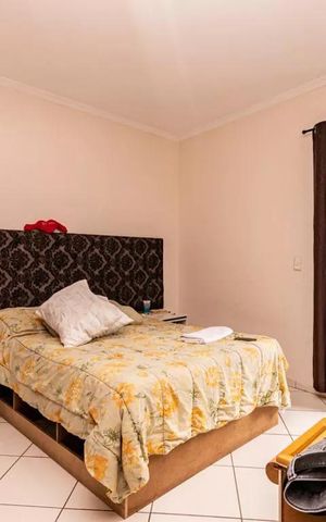 Casa à venda com 250m², 4 quartos e 2 vagas
