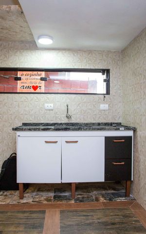 Casa para alugar com 130m², 2 quartos e 1 vagaCozinha