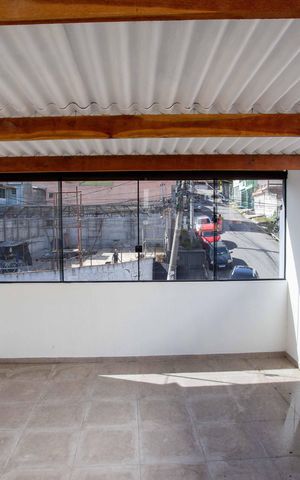 Casa para alugar com 130m², 2 quartos e 1 vagaVaranda