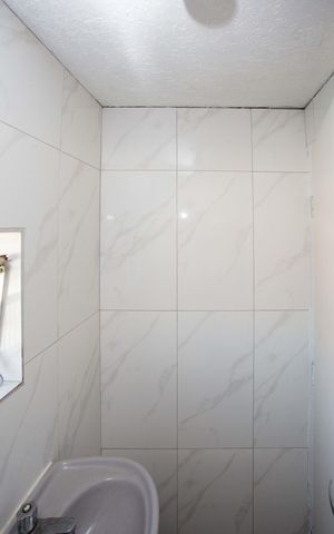Casa para alugar com 130m², 2 quartos e 1 vagaLavabo