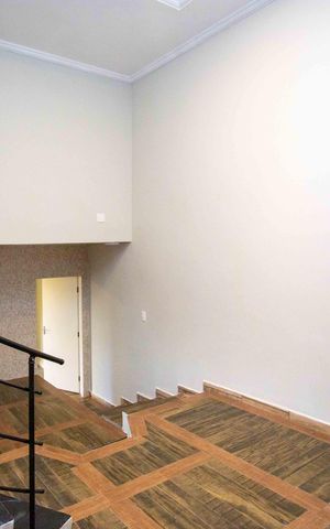 Casa para alugar com 130m², 2 quartos e 1 vagaSala de TV