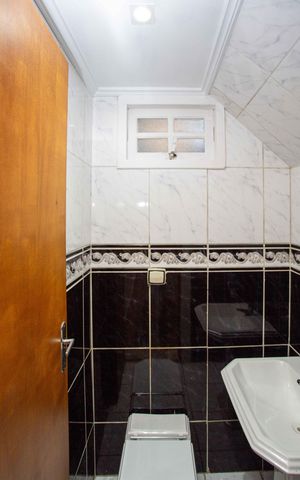 Casa para alugar com 130m², 2 quartos e 1 vagaLavabo