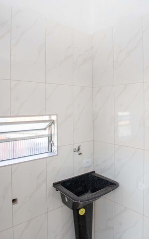 Casa para alugar com 130m², 2 quartos e 1 vagaÁrea de Serviço