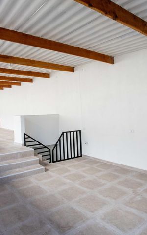 Casa para alugar com 130m², 2 quartos e 1 vagaVaranda
