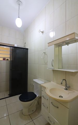 Casa à venda com 168m², 3 quartos e 2 vagasBanheiro Social