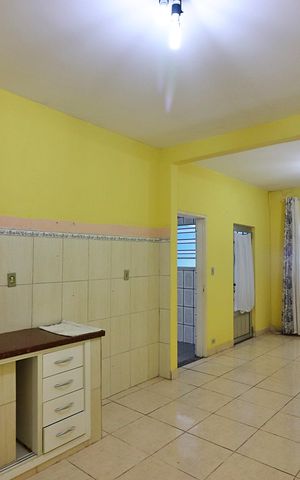 Casa à venda com 168m², 3 quartos e 2 vagasSala 