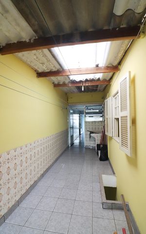 Casa à venda com 168m², 3 quartos e 2 vagasÁrea de Serviço 2