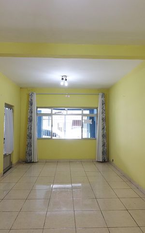Casa à venda com 168m², 3 quartos e 2 vagasSala 