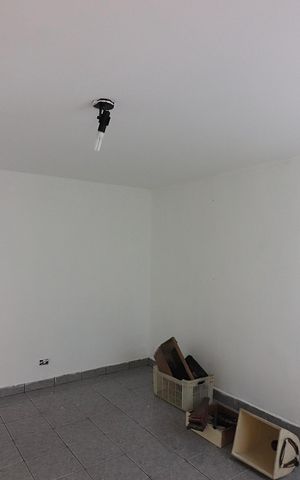 Casa à venda com 168m², 3 quartos e 2 vagasQuarto 3