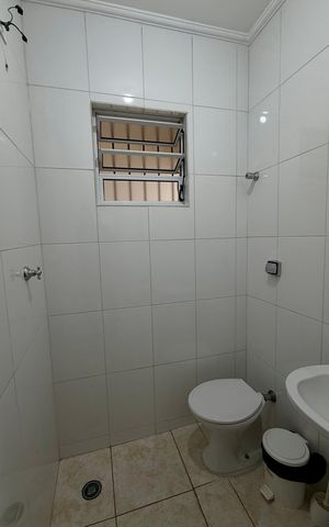 Casa à venda com 125m², 2 quartos e 2 vagasBanheiro 1