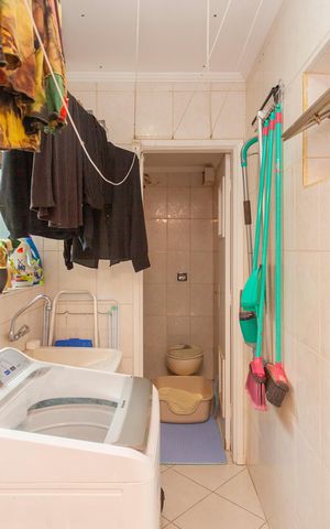Apartamento à venda com 81m², 3 quartos e 1 vagaÁrea de Serviço