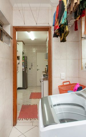 Apartamento à venda com 81m², 3 quartos e 1 vagaÁrea de Serviço
