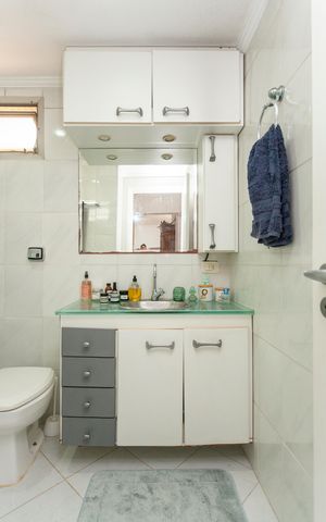 Apartamento à venda com 81m², 3 quartos e 1 vagaBanheiro