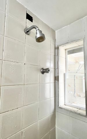 Apartamento à venda com 86m², 3 quartos e 1 vaga Apartamento à venda com 86m², 3 quartos e 1 vagaBanheiro da Suíte