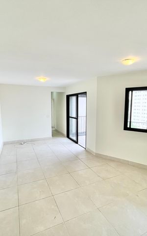 Apartamento à venda com 86m², 3 quartos e 1 vaga Apartamento à venda com 86m², 3 quartos e 1 vagaSala