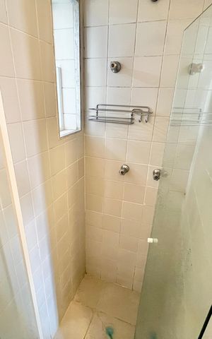 Apartamento à venda com 86m², 3 quartos e 1 vaga Apartamento à venda com 86m², 3 quartos e 1 vagaBanheiro