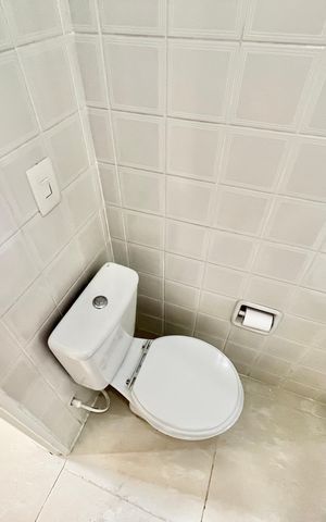 Apartamento à venda com 86m², 3 quartos e 1 vaga Apartamento à venda com 86m², 3 quartos e 1 vagaBanheiro da Suíte