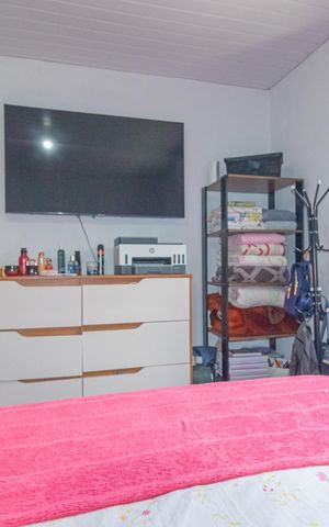 Casa à venda com 120m², 2 quartos e 2 vagas Casa à venda com 120m², 2 quartos e 2 vagasQuarto 2