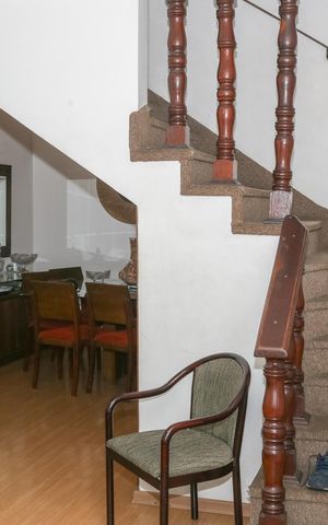 Casa à venda com 300m², 4 quartos e 2 vagasSala