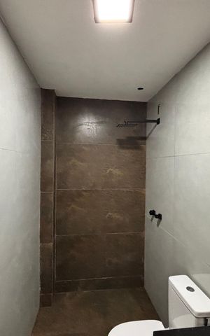 Casa de condomínio à venda com 232m², 4 quartos e 1 vaga Casa de condomínio à venda com 232m², 4 quartos e 1 vagaBanheiro do Quarto 1