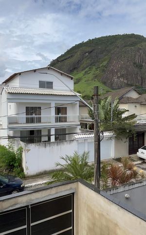 Casa de condomínio à venda com 232m², 4 quartos e 1 vaga Casa de condomínio à venda com 232m², 4 quartos e 1 vagaVista