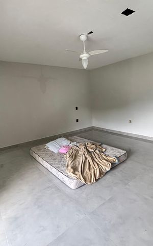 Casa de condomínio à venda com 232m², 4 quartos e 1 vaga Casa de condomínio à venda com 232m², 4 quartos e 1 vagaQuarto 2