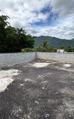 Casa de condomínio à venda com 232m², 4 quartos e 1 vaga Casa de condomínio à venda com 232m², 4 quartos e 1 vagaTerraço