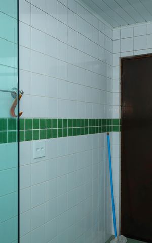 Casa à venda com 326m², 4 quartos e 5 vagasBanheiro 2