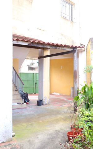 Casa à venda com 326m², 4 quartos e 5 vagasGaragem e quintal