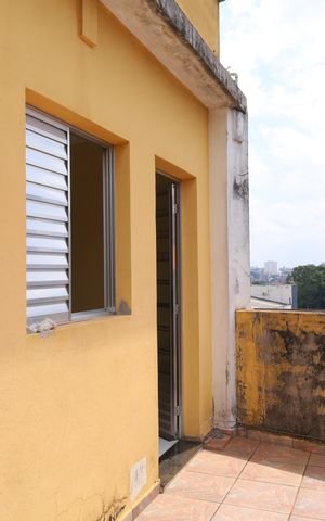 Casa à venda com 326m², 4 quartos e 5 vagasVaranda 1