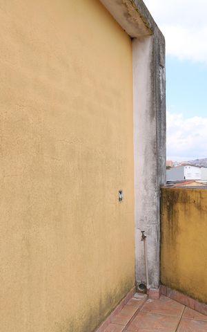 Casa à venda com 326m², 4 quartos e 5 vagasVaranda 2
