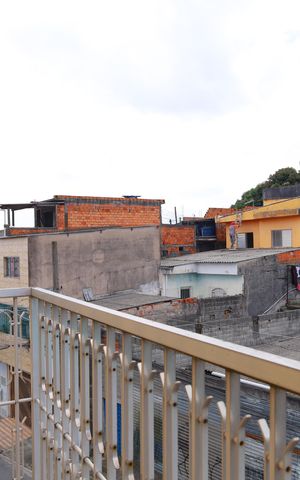 Casa à venda com 326m², 4 quartos e 5 vagasVaranda 3