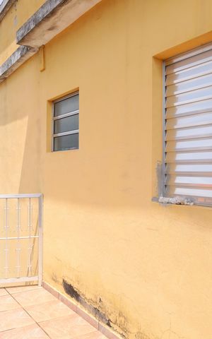 Casa à venda com 326m², 4 quartos e 5 vagasVaranda 1