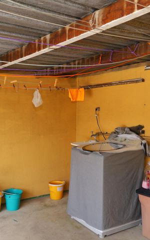 Casa à venda com 326m², 4 quartos e 5 vagasÁrea de Serviço 2
