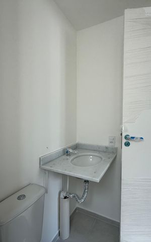 Apartamento à venda com 46m², 2 quartos e 1 vaga Apartamento à venda com 46m², 2 quartos e 1 vagaBanheiro da suíte