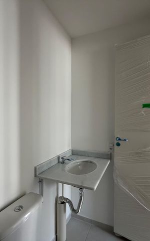 Apartamento à venda com 46m², 2 quartos e 1 vaga Apartamento à venda com 46m², 2 quartos e 1 vagaBanheiro social