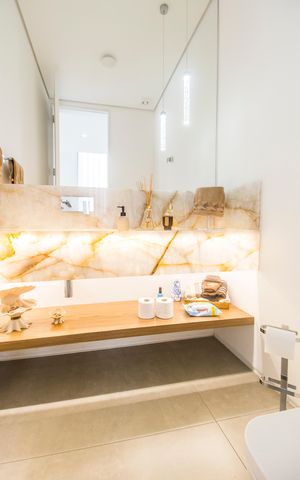 Casa de condomínio à venda com 349m², 4 quartos e 4 vagasLavabo