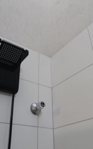 Casa à venda com 114m², 3 quartos e 4 vagasBanheiro Social