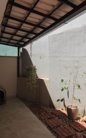 Casa à venda com 114m², 3 quartos e 4 vagasÁrea de Serviço