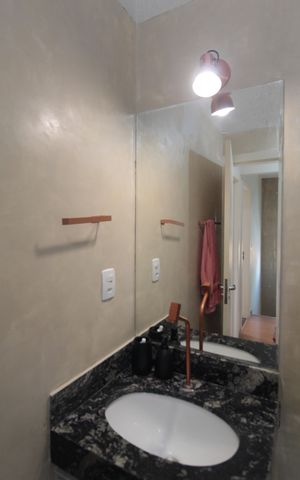 Casa à venda com 114m², 3 quartos e 4 vagasBanheiro Social