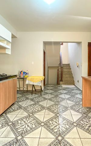 Casa à venda com 180m², 5 quartos e 5 vagas