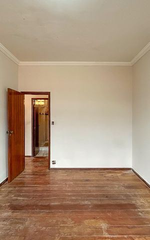 Casa à venda com 180m², 5 quartos e 5 vagas