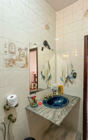 Casa à venda com 180m², 5 quartos e 5 vagas