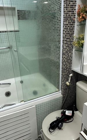 Apartamento para alugar com 84m², 3 quartos e 1 vaga Apartamento para alugar com 84m², 3 quartos e 1 vagaBanheiro do Quarto 1