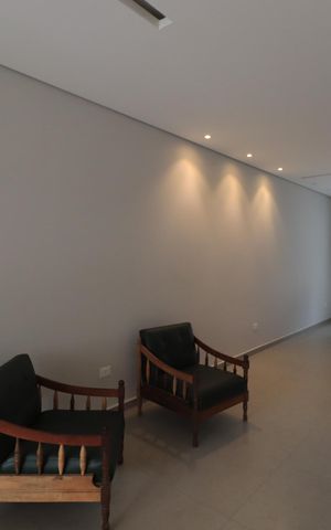 Casa à venda com 150m², 4 quartos e 2 vagasSala