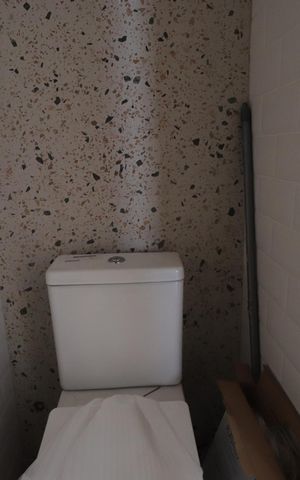 Casa à venda com 150m², 4 quartos e 2 vagasLavabo