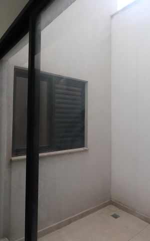 Casa à venda com 150m², 4 quartos e 2 vagasJardim de Inverno
