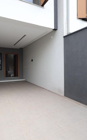 Casa à venda com 150m², 4 quartos e 2 vagasGaragem