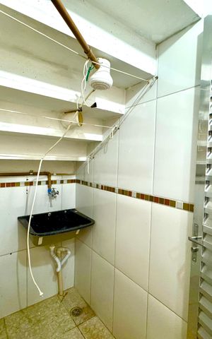 Studio para alugar com 45m², 1 quarto e 1 vaga Studio para alugar com 45m², 1 quarto e 1 vagaBanheiro