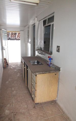 Casa à venda com 360m², 2 quartos e 2 vagasCozinha